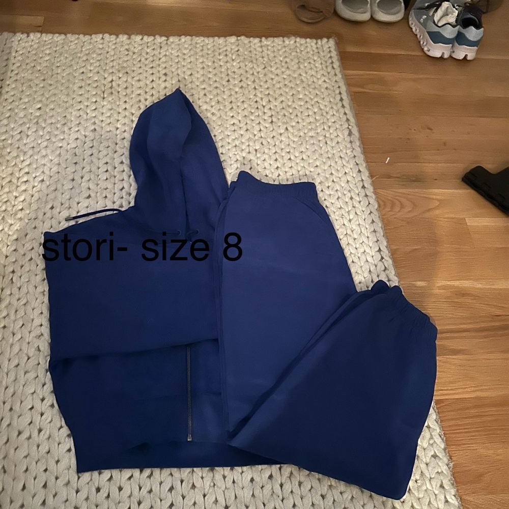 STORI BLUE SWEATSET SUPER SOFT - SIZE 8